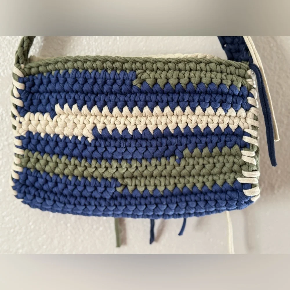 Crochet Should Bag Blue, Olive & Cream